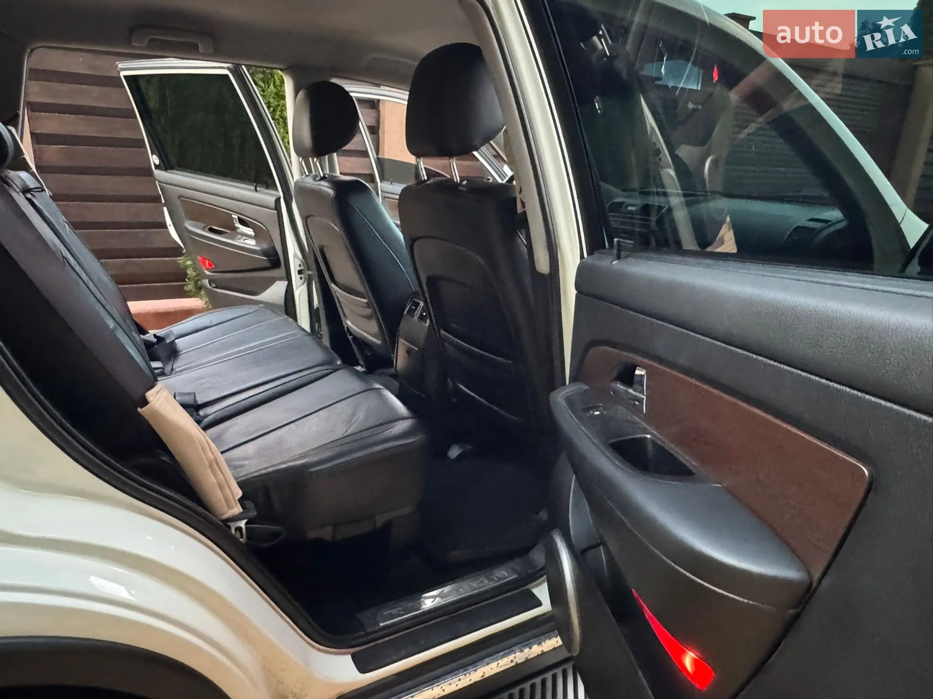 2012 SsangYong Rexton - мініатюра 28