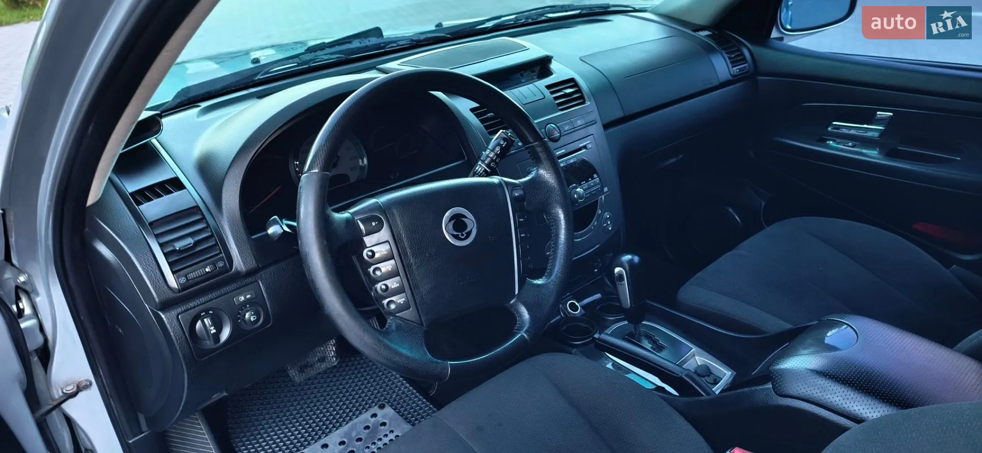 2010 SsangYong Rexton - мініатюра 23
