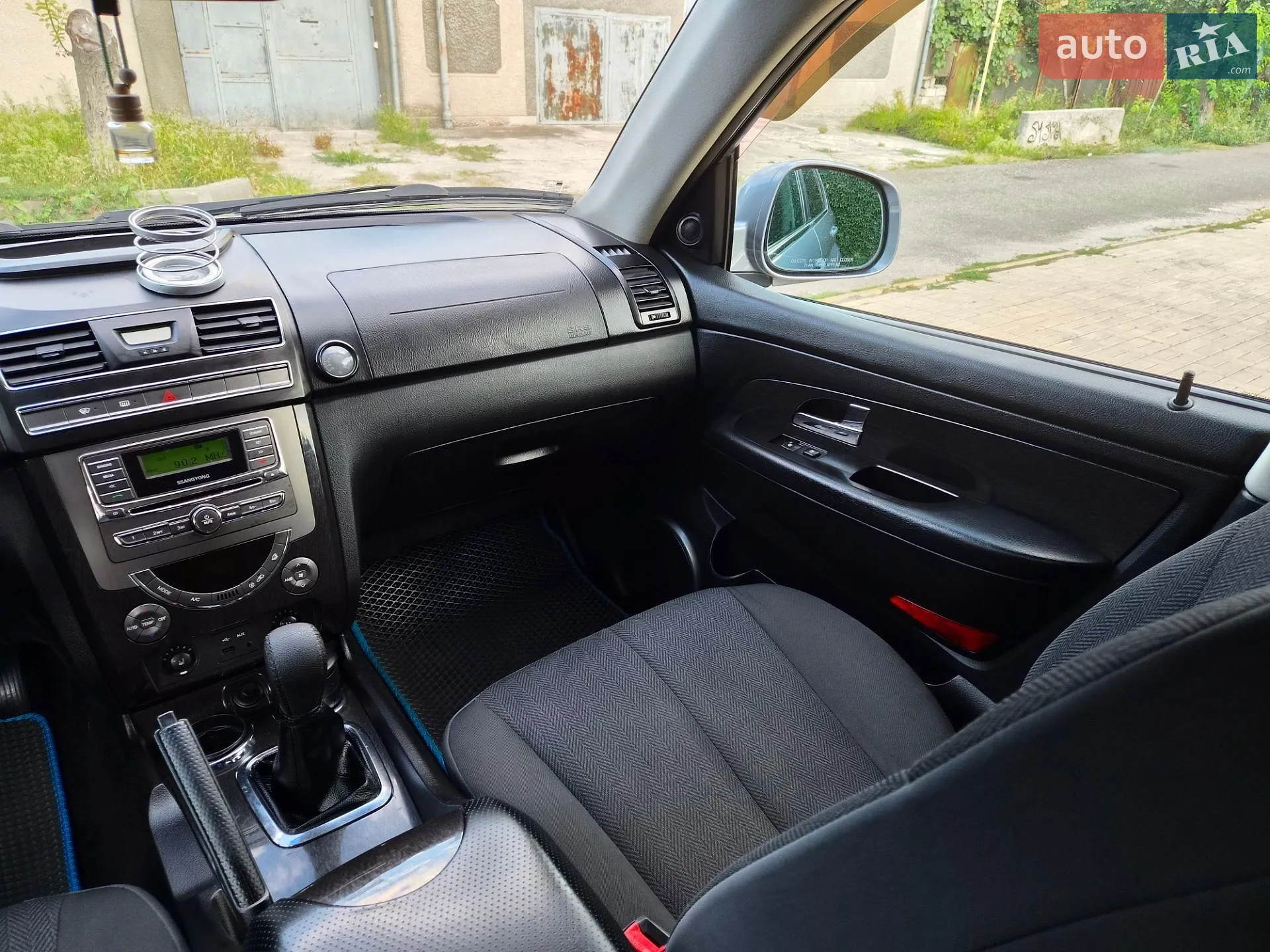 2012 SsangYong Rexton - мініатюра 20
