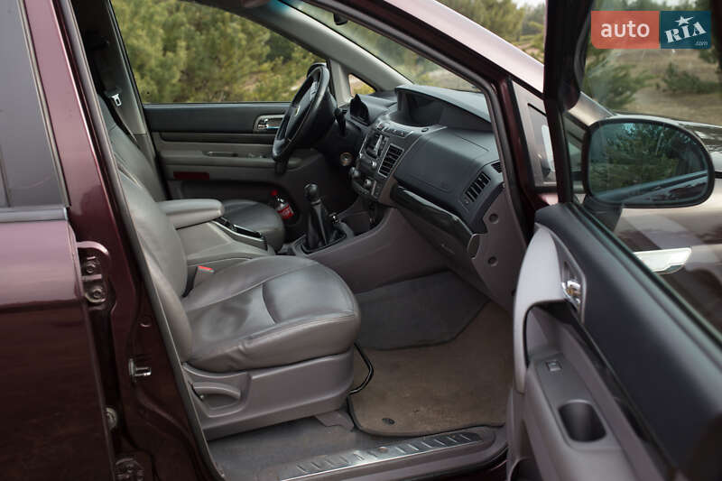 Минивэн SsangYong Rodius 2014 в Славуте фото 11 Минивэн SsangYong Rodius 2014 в Славуте