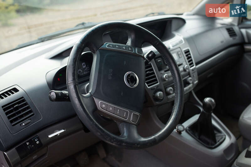 Минивэн SsangYong Rodius 2014 в Славуте фото 16 Минивэн SsangYong Rodius 2014 в Славуте