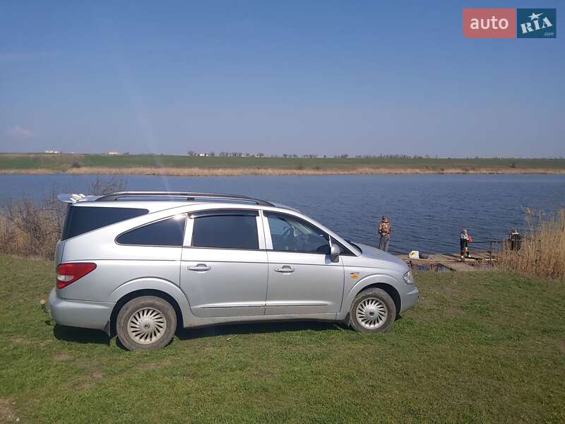 Минивэн SsangYong Rodius 2006 в Одессе