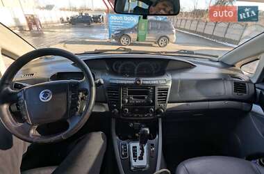 Минивэн SsangYong Rodius 2008 в 