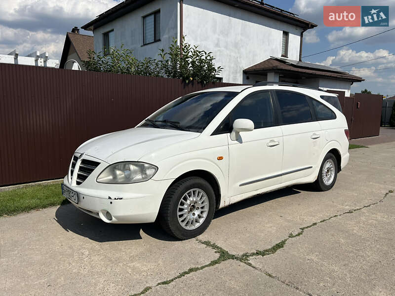 Мінівен SsangYong Rodius 2005 в 