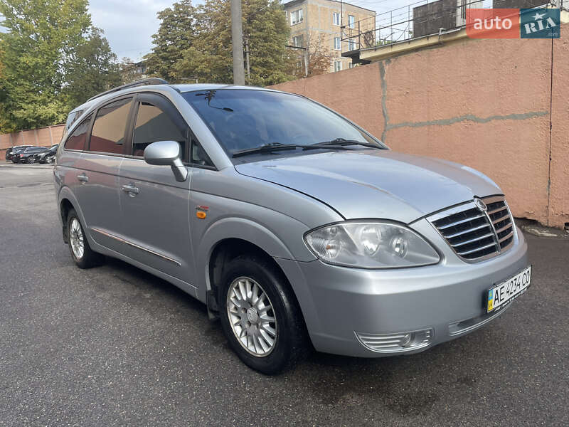 Минивэн SsangYong Rodius 2008 в Кривом Роге фото 3 Минивэн SsangYong Rodius 2008 в Кривом Роге