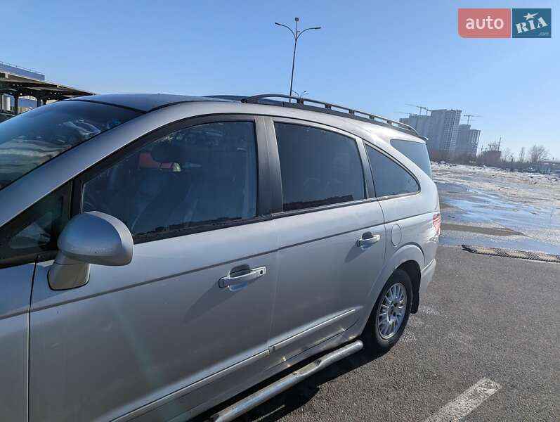 Минивэн SsangYong Rodius 2006 в Киеве фото 32 Минивэн SsangYong Rodius 2006 в Киеве