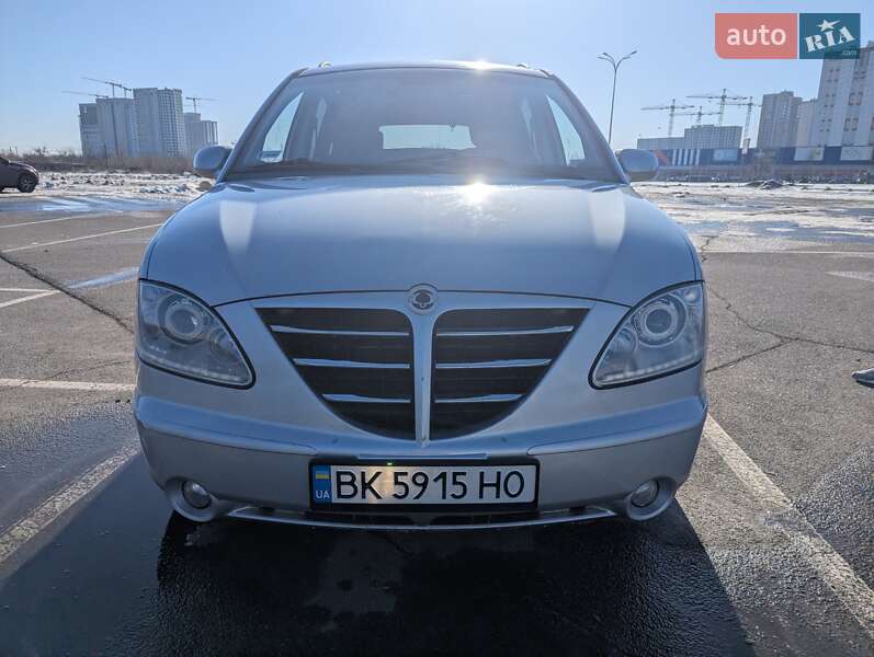 Минивэн SsangYong Rodius 2006 в Киеве фото 45 Минивэн SsangYong Rodius 2006 в Киеве