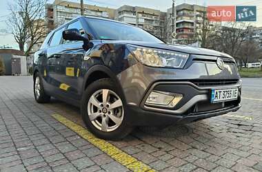 Позашляховик / Кросовер SsangYong Tivoli 2016 в 