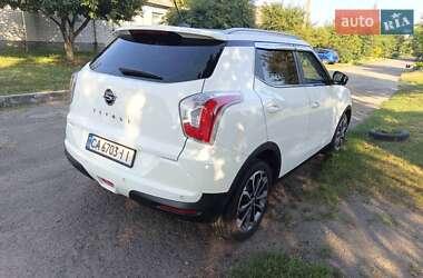Позашляховик / Кросовер SsangYong Tivoli 2017 в 