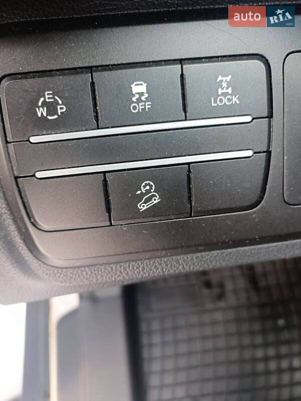 Внедорожник / Кроссовер SsangYong Tivoli 2019 в Киеве