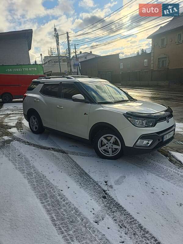Внедорожник / Кроссовер SsangYong Tivoli 2019 в Киеве