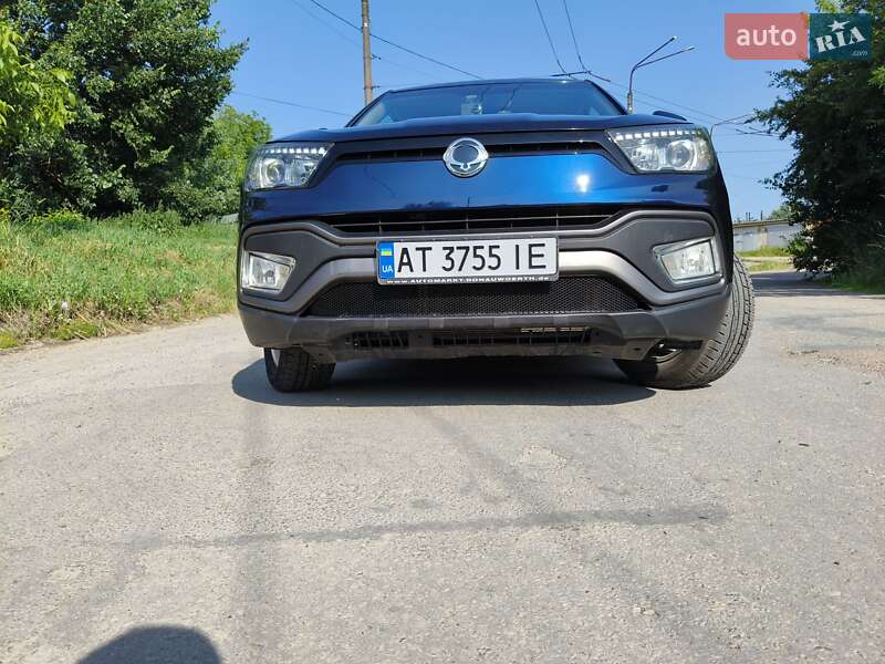 Внедорожник / Кроссовер SsangYong XLV 2016 в 
