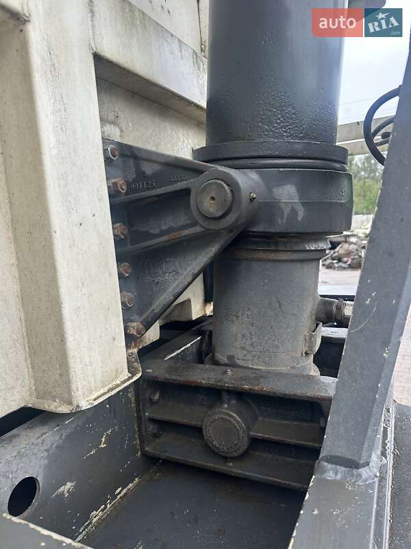 Зерновоз - полуприцеп STAS 038 2000 в Львове