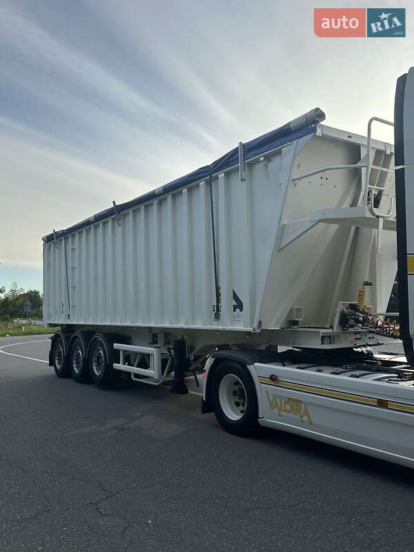 Самоскид напівпричіп STAS S339CX 2005 в Бродах