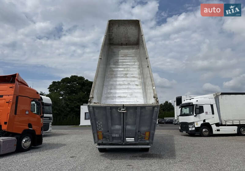 Самоскид напівпричіп STAS SA 339K 2009 в Рівному