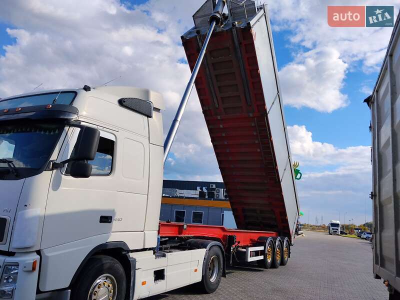 Самосвал прицеп STAS SA33-8K 2003 в Виннице