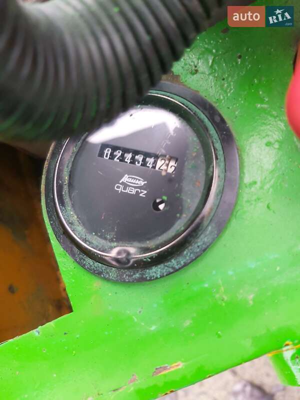 Дорожній каток Stavostroj VSH-300 2001 в Виноградові