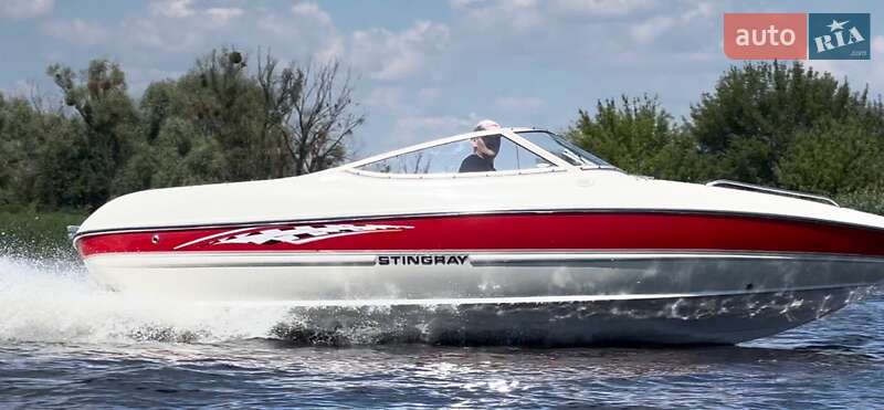 Катер Stingray LX 2005 в Борисполе фото 4 Катер Stingray LX 2005 в Борисполе