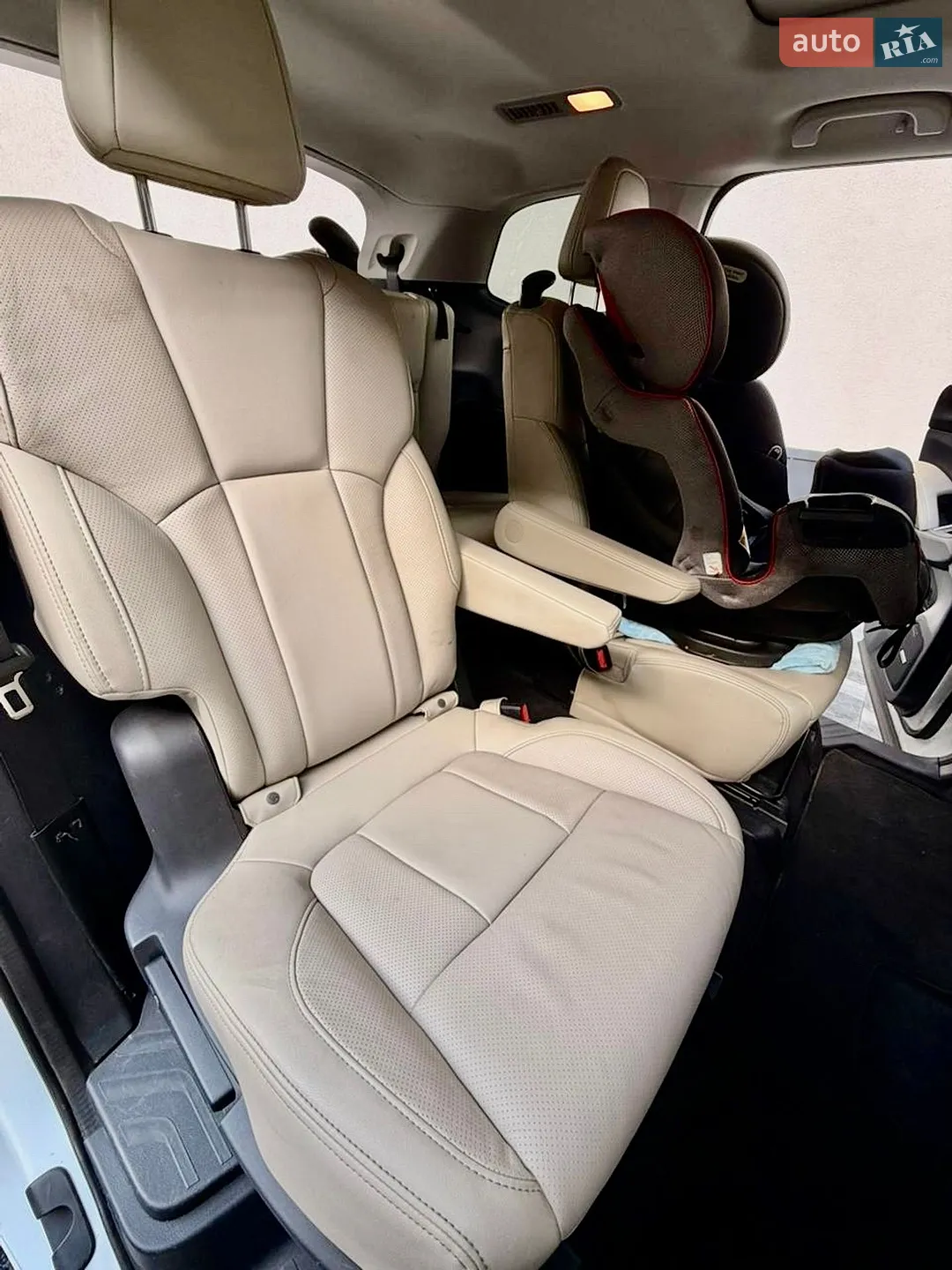 2019 Subaru Ascent - мініатюра 8