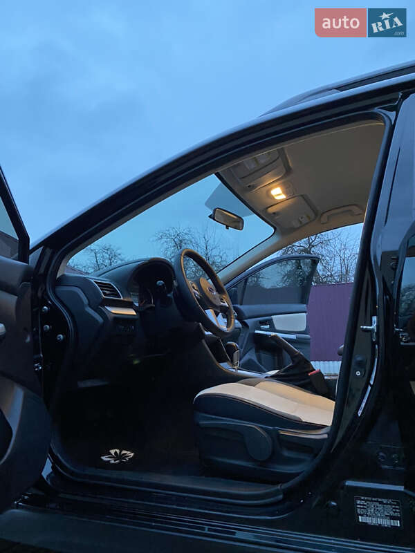 Хетчбек Subaru Crosstrek 2016 в Черкасах фото 5 Хетчбек Subaru Crosstrek 2016 в Черкасах