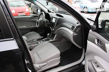 Внедорожник / Кроссовер Subaru Forester 2009 в 