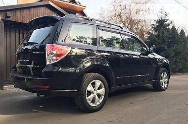 Внедорожник / Кроссовер Subaru Forester 2009 в Киеве