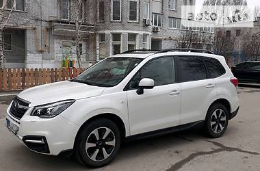 Позашляховик / Кросовер Subaru Forester 2017 в 