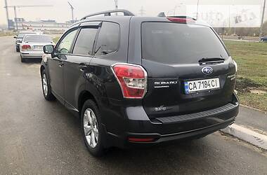 Внедорожник / Кроссовер Subaru Forester 2015 в Киеве