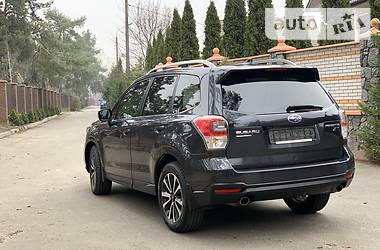 Позашляховик / Кросовер Subaru Forester 2017 в Києві