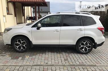 Позашляховик / Кросовер Subaru Forester 2014 в 