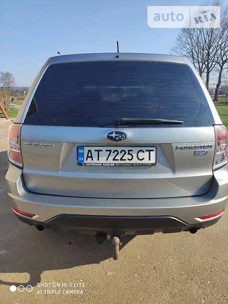 Внедорожник / Кроссовер Subaru Forester 2010 в Ивано-Франковске