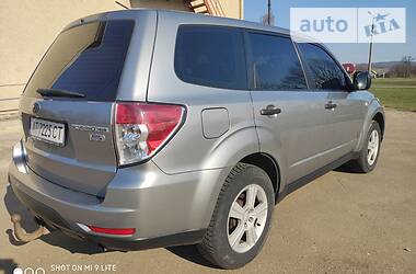 Позашляховик / Кросовер Subaru Forester 2010 в 
