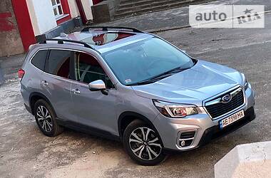 Позашляховик / Кросовер Subaru Forester 2018 в 