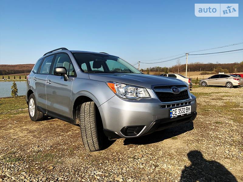 Позашляховик / Кросовер Subaru Forester 2015 в Чернівцях