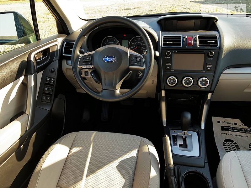 Позашляховик / Кросовер Subaru Forester 2015 в Чернівцях