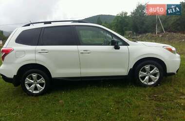 Внедорожник / Кроссовер Subaru Forester 2015 в 