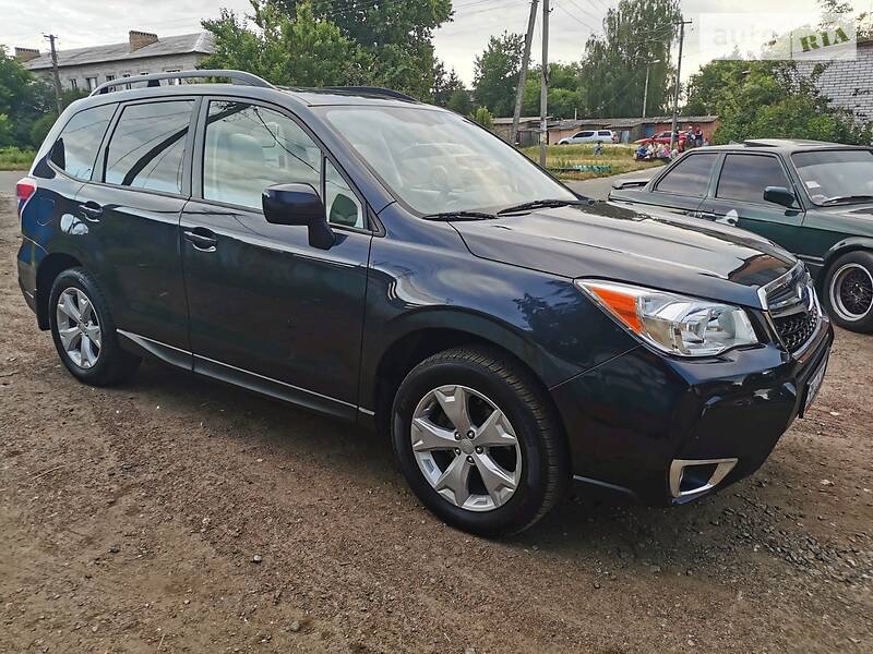 Позашляховик / Кросовер Subaru Forester 2015 в Броварах