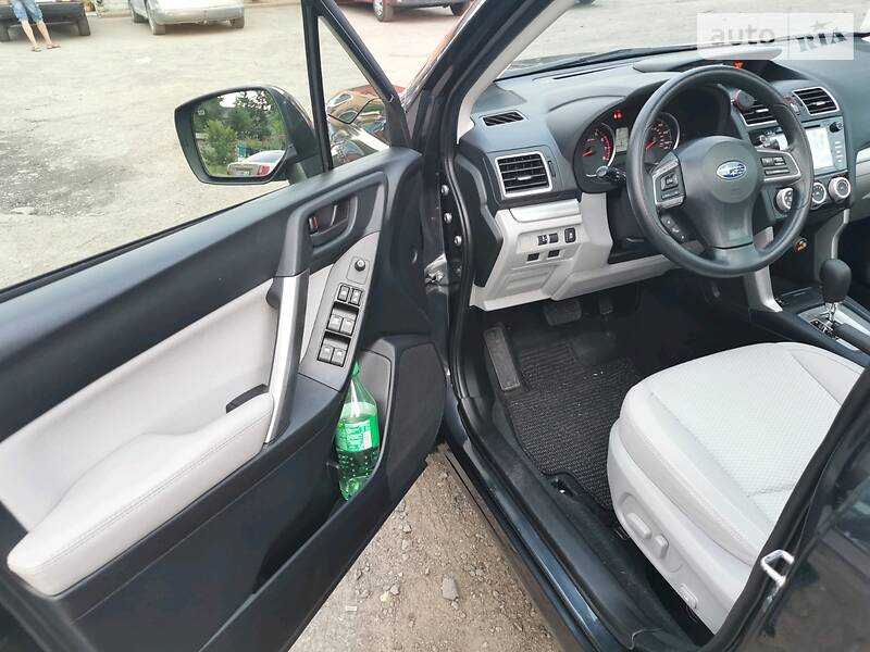 Позашляховик / Кросовер Subaru Forester 2015 в Броварах