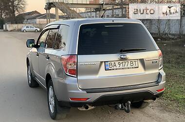 Внедорожник / Кроссовер Subaru Forester 2010 в Кропивницком