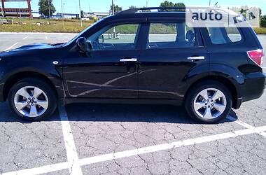 Позашляховик / Кросовер Subaru Forester 2010 в 