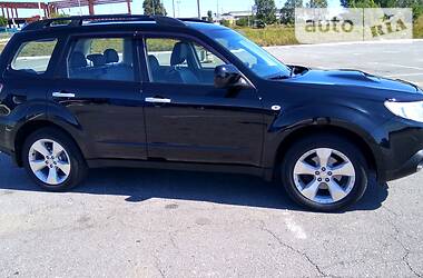 Позашляховик / Кросовер Subaru Forester 2010 в 