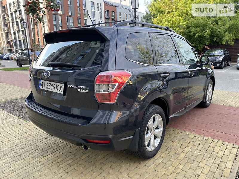 Позашляховик / Кросовер Subaru Forester 2014 в Києві
