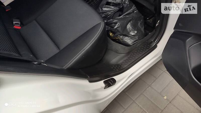 Позашляховик / Кросовер Subaru Forester 2014 в Покровську