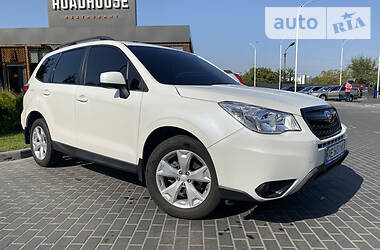 Внедорожник / Кроссовер Subaru Forester 2014 в Днепре