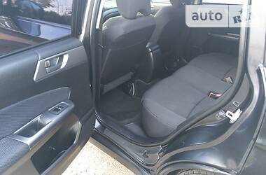 Внедорожник / Кроссовер Subaru Forester 2011 в 