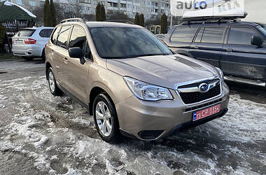 Внедорожник / Кроссовер Subaru Forester 2014 в Львове