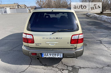 Внедорожник / Кроссовер Subaru Forester 2002 в Днепре