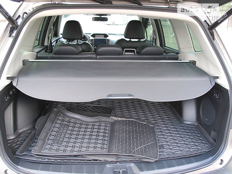 Внедорожник / Кроссовер Subaru Forester 2021 в Киеве