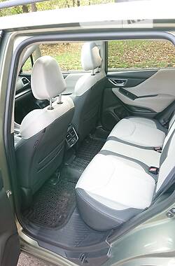 Внедорожник / Кроссовер Subaru Forester 2018 в 