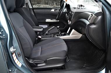 Внедорожник / Кроссовер Subaru Forester 2009 в 